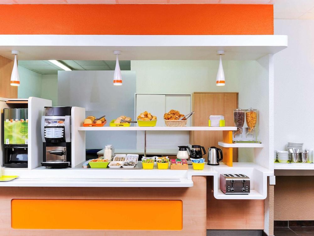 Ibis Budget Lille Gares Vieux-Lila Exterior foto