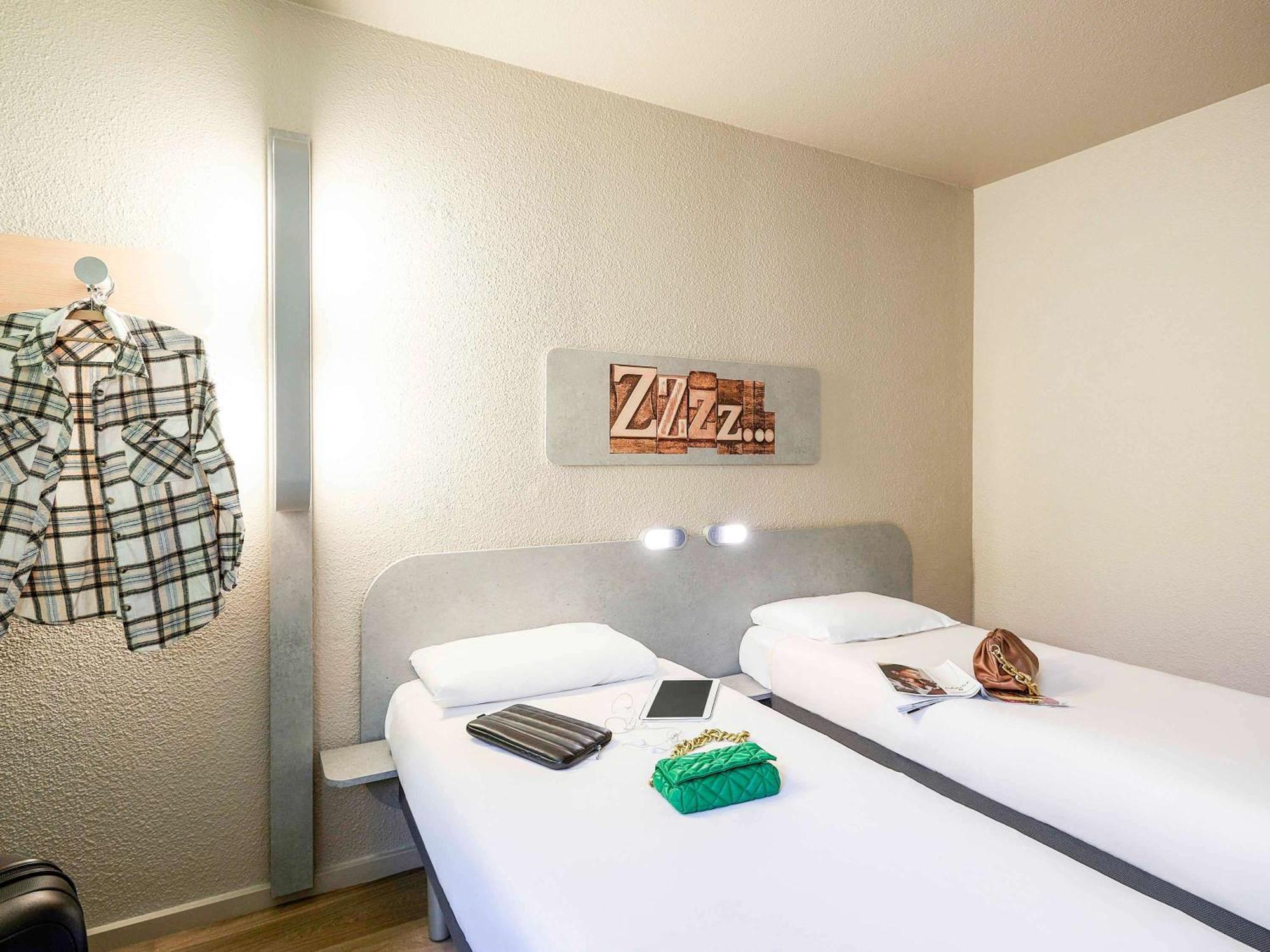 Ibis Budget Lille Gares Vieux-Lila Exterior foto