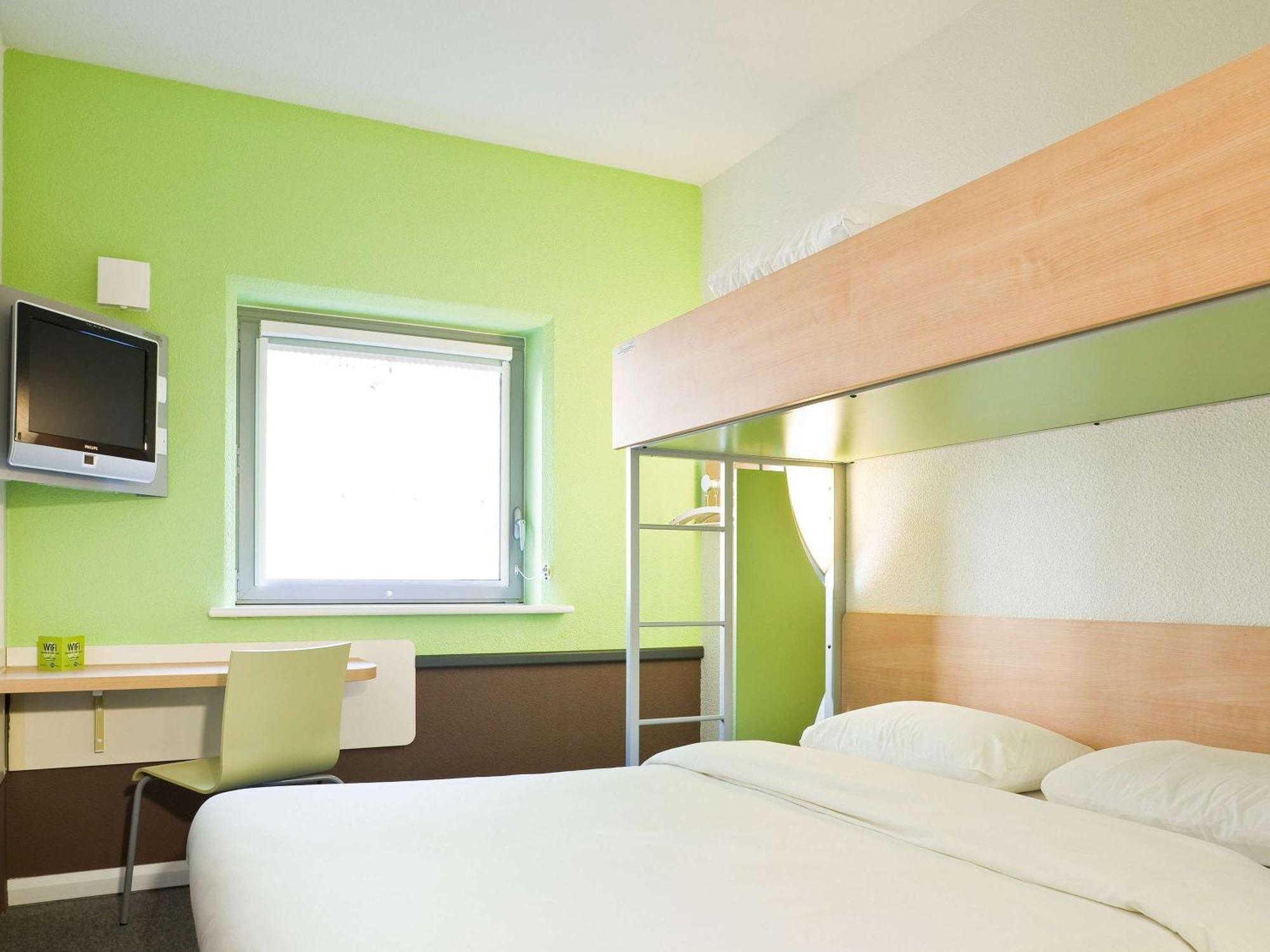 Ibis Budget Lille Gares Vieux-Lila Exterior foto